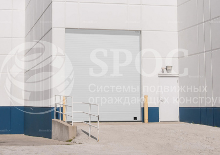 Промышленные ворота с панорамным остеклением Doorhan ISD02 (5200х5000)